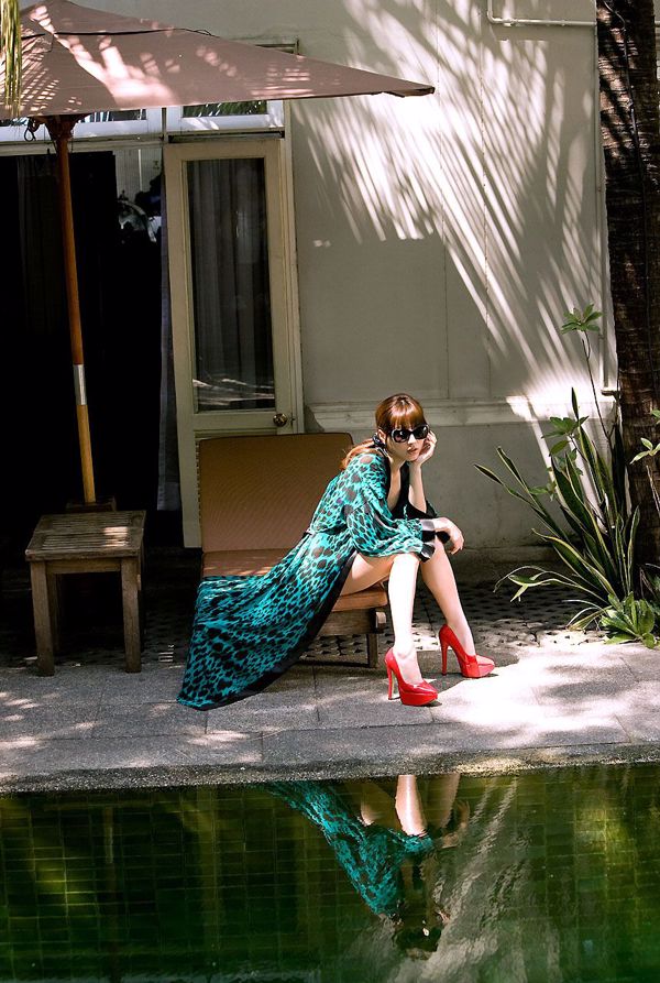 Suzanne ス ザ ン ヌ / Yamamoto Sayi "Lady days" Partie 1 [Image.tv]