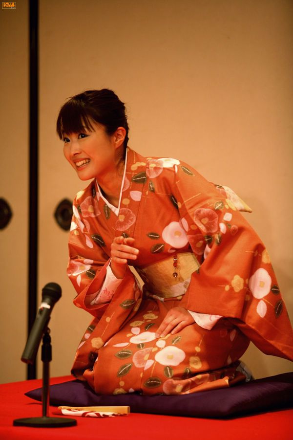 Tashiro Saori "Zettai ☆ Talentism" [Bomb.TV] Março de 2008