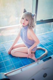 [Ảnh COSER Đỏ Net] Loli phúc lợi Mao Mao - Áo len hở lưng