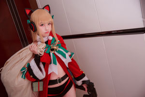 [Cosplay] Anime-Blogger G44 wird nicht schaden – TMP Christmas