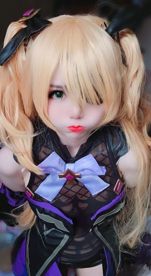 [인터넷 연예인 COSER 사진] 샐리 도라스노우 - Fischl Selfie