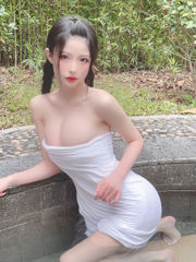 [COS Welfare] Yumi Shimizu - Hot Spring Bath Towel
