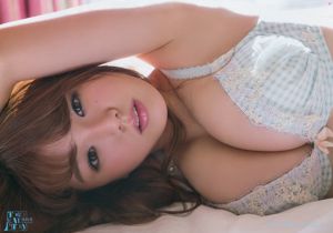 [Young Gangan] Ai Shinozaki Rihona Kato Honoka Yoshimoto Ami Inamura 2014 Nr. 06 Foto Toshi