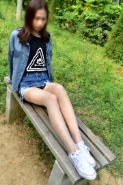[Dasheng Model Shooting] Nr.034 Yiyi, ein Mädchen, das gerne Strümpfe trägt