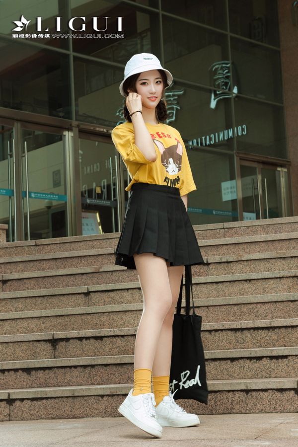 筱筱《街拍时尚少女》 [丽柜Ligui]