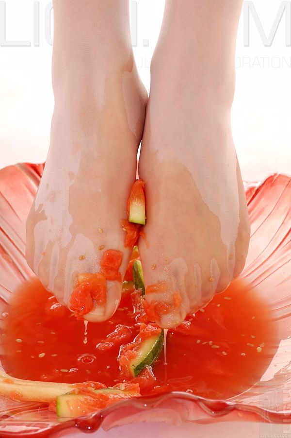 [丽 柜 LiGui] Imagem do pé de seda da modelo Helen "Jade Foot Juicer"