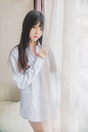 Sakura Tao Meow "Sakura Tao onvolwassen-wit shirt gedistribueerd" [Lori COS]