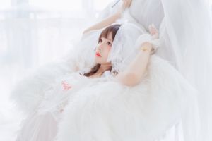 [美女Coser] 桜桃喵 《轻纱01》