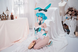 [Net Red COSER] Süße und beliebte Coser Noodle Fairy - Hatsune Bunny