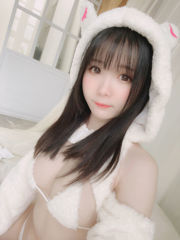 [Welfare COS] Weibo Girl Paper Cream Moon Shimo - もこもこうさぎ