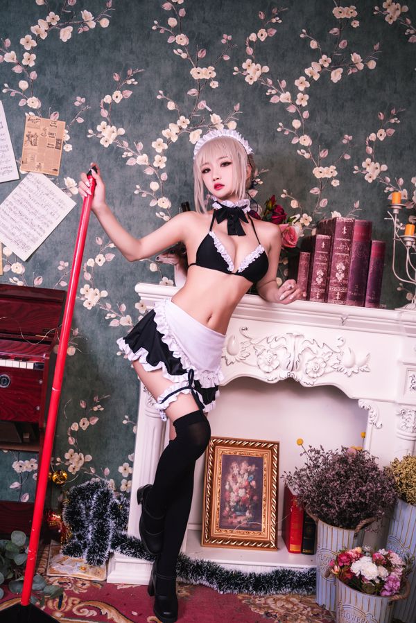 Apakah Gui Huyao dalam w "Black Silk Maid" [Kesejahteraan COSPLAY]