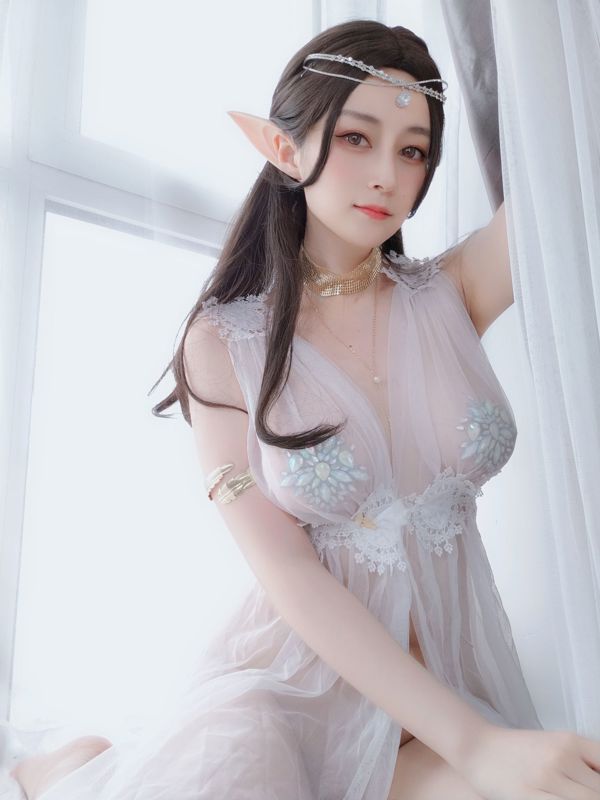 [Foto Net Red COSER] Miss Coser Baiyin - Pakaian Dalam Permata Elf