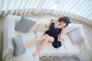 COSER Kurokawa "Little Devil Black Dress" [COSPLAY-Mädchen]