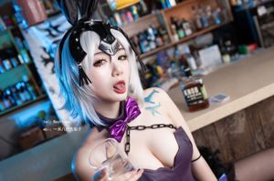 [Net Red COSER Photo] Poire d'un mètre huit - Black Chastity Bunny Girl