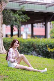 [Taiwan Internet celebrity beauty] Anber Xiao Anbo "Bai MRT Xinbeitou Station" outside shooting