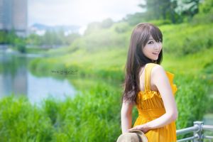 Li Erhui "Série de vestido amarelo de temperamento para tiro ao ar livre"