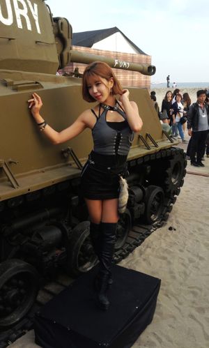 XuYunmeiの「BusanWorldofTanks」の写真セット